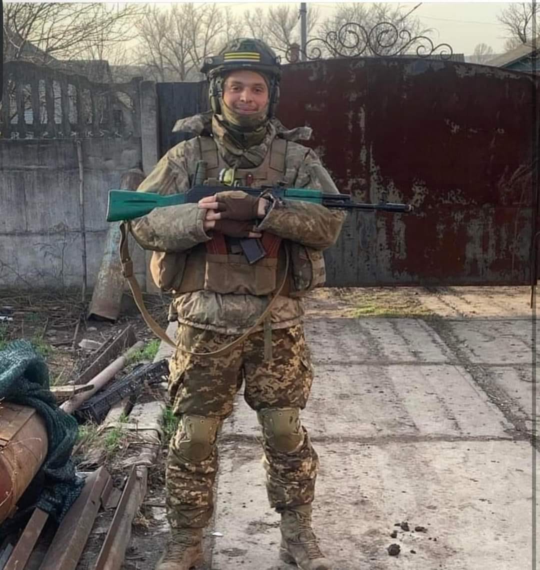 Перестало битися серце 22-річного Героя з села Петриків Василя Здеба